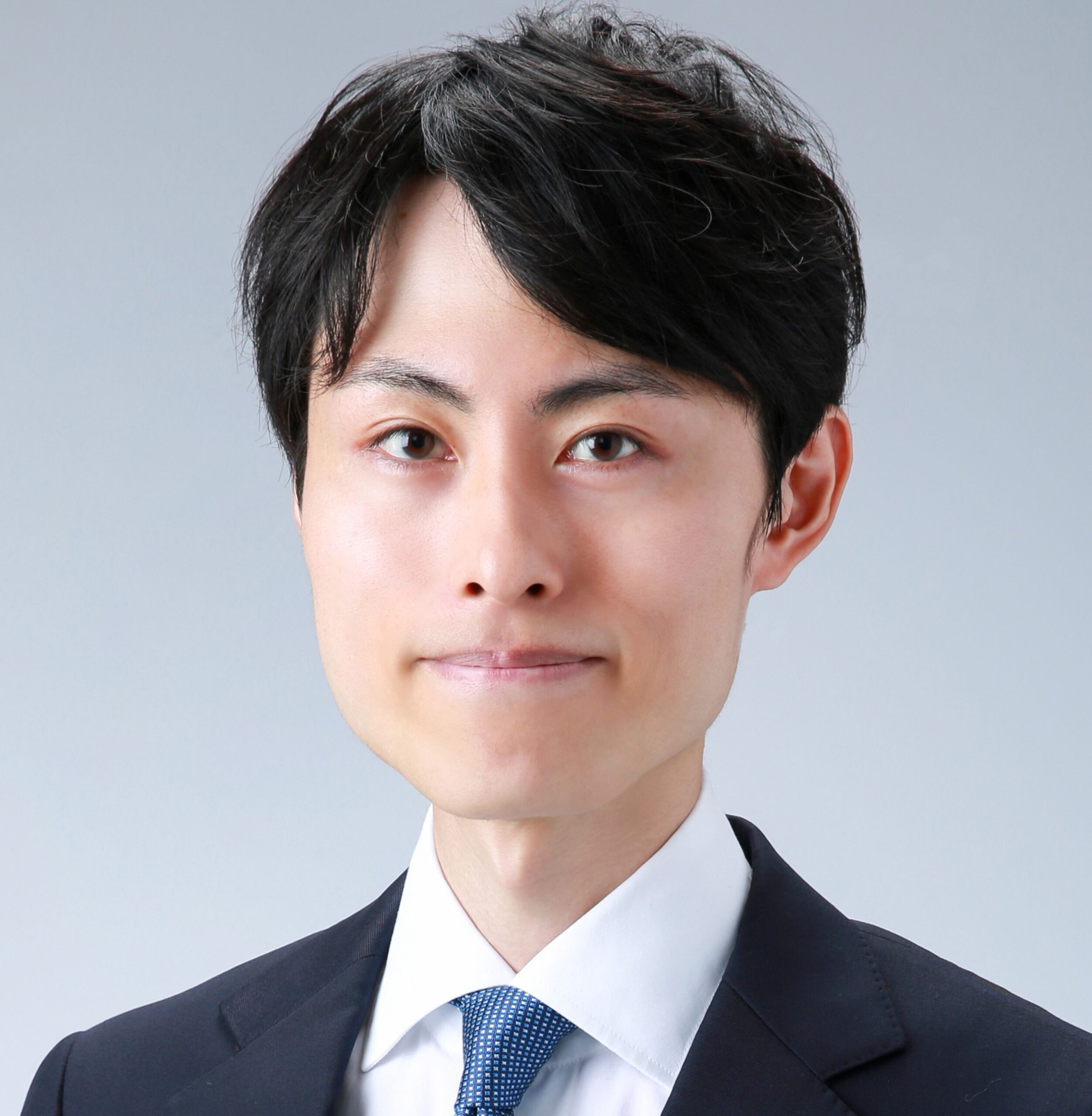 弁護士 与能本雄也